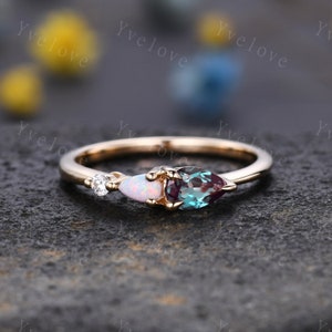 Vintage Alexandrite Opal Engagement Ring,Pear Cut Gems,Art Deco Moissanite Wedding Band,3 Stone Unique Women Bridal Promise Ring,Solid Gold