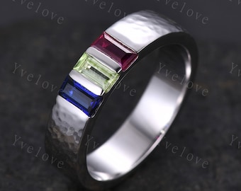 Retro Mens Baguette Peridot Ruby Sapphire Wedding Band 5mm Gehamerd Band Zilveren Ring Mens Stapelbare Matching Band Birthstone Cadeau voor hem