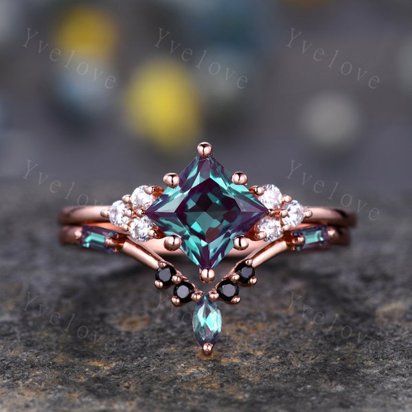 2PCS Vintage Unique Princess Cut Alexandrite Engagement Ring Set,Black Spinel Ring,June birthtone,14k rose gold,Women Unique Ring Set Gift