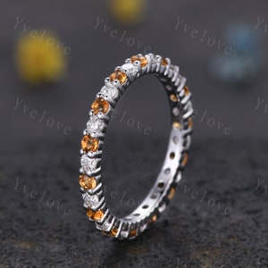 Einzigartige 2 mm Gelb Citrin Diamant Verlobungsring Eternety Ehering Sterling Silber Diamant passenden Stapelring Frauen Geburtsstein Geschenk