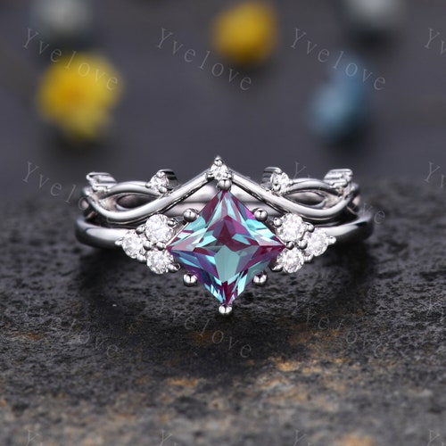 Retro Princess Shaped Alexandrite Ring,Vintage Sterling Silver Ring Set,Unique Engagement Ring,Promise Ring,Anniversary Ring Gift For Her shops