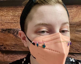 Face Mask Chain - Rainbow with charms