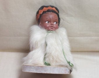 Vintage Doll, Vintage Quirky Doll, Side Eye Doll, Vintage Native Costume Doll, Vintage Plastic Doll c1950s (M)