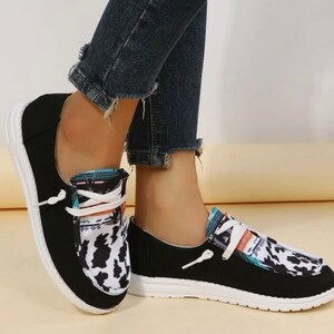 Aztec-Cow Print Women's shoes Bild 4