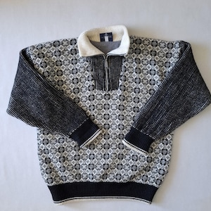 Skjaeveland Lined Quarter Zip Sweater. Mens Wool Norwegian Sweater Size M - Black White