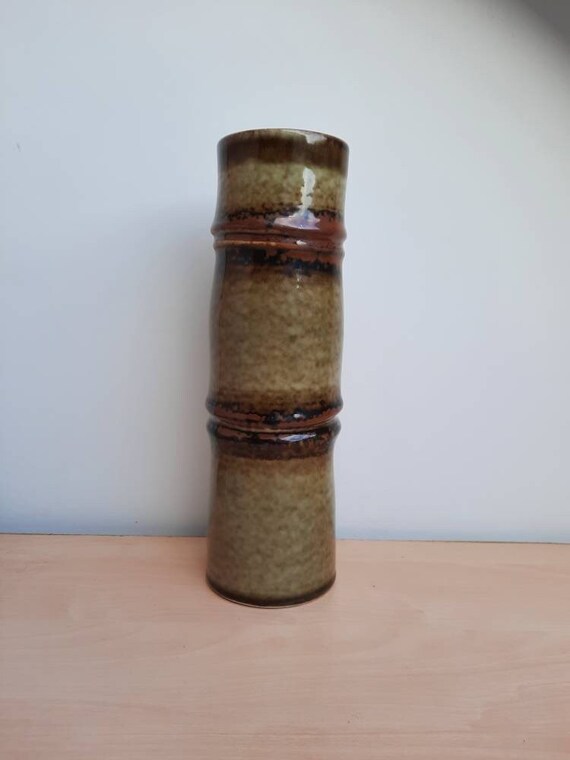 ロールストランドの Olle Alberius 竹製花瓶。ロールストランドの