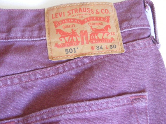 burgundy levis 501