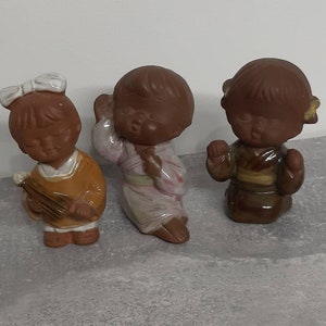 Hergestellt in Japan Figur. Satz von 3. Japan glasierte Frauen Figuren. Vintage / Japan Design