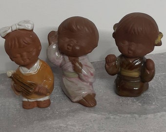 Made in Japan Figurine. Set of 3. Japan Glazed Women Figurines. Vintage / Japan Design