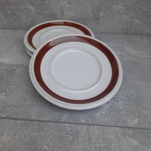 ARABIA ROSMARIN saucer. Finnish Design by Ulla Procope, Scandinavian Mid Century Pottery by ARABIA of Finland