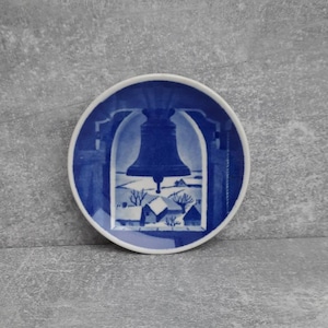 Royal Copenhagen Mini Plate. Denmark Hvidovre Kirketarn 11-2010, 3&quot; Diameter