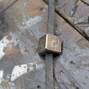 Dead King every day carry bead. Lucky Block