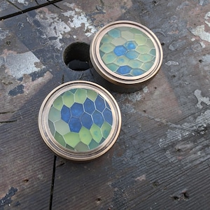 Every day carry pocket portal in bronze. Chaos Blue