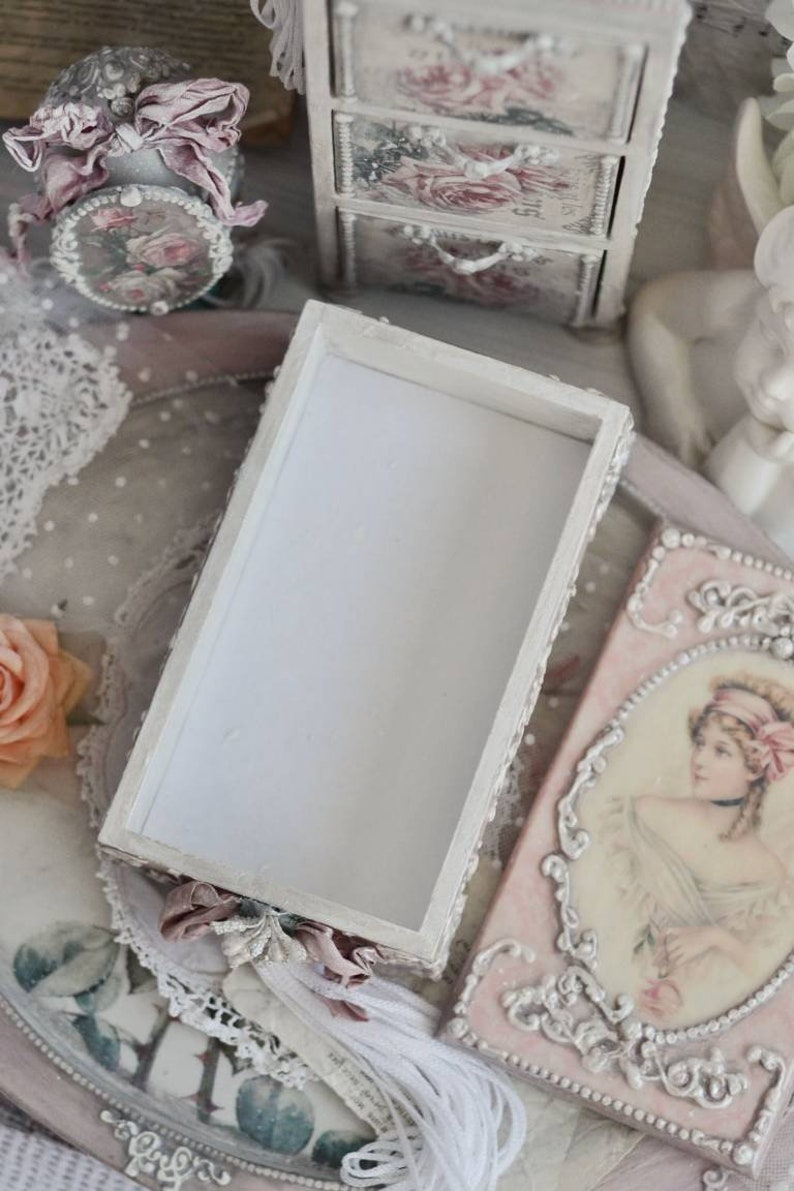 Shabby chic decoupage box Romantic decoupage box with roses shabby chic decor decoupage box vintage box jewellery box with roses