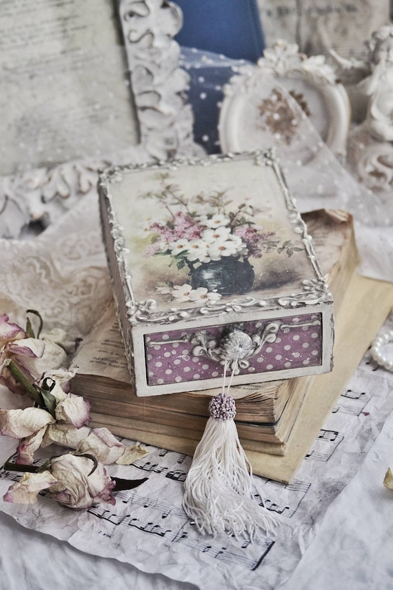 Shabby chic decoupage box Romantic decoupage box with roses shabby chic decor decoupage box vintage box jewellery box with roses
