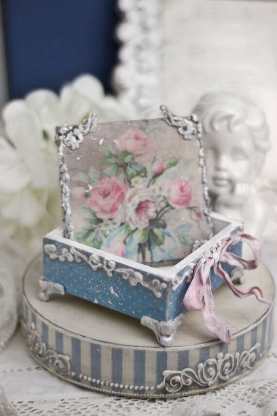 Shabby chic decoupage box Romantic decoupage box with roses shabby chic decor decoupage box vintage box jewellery box with roses