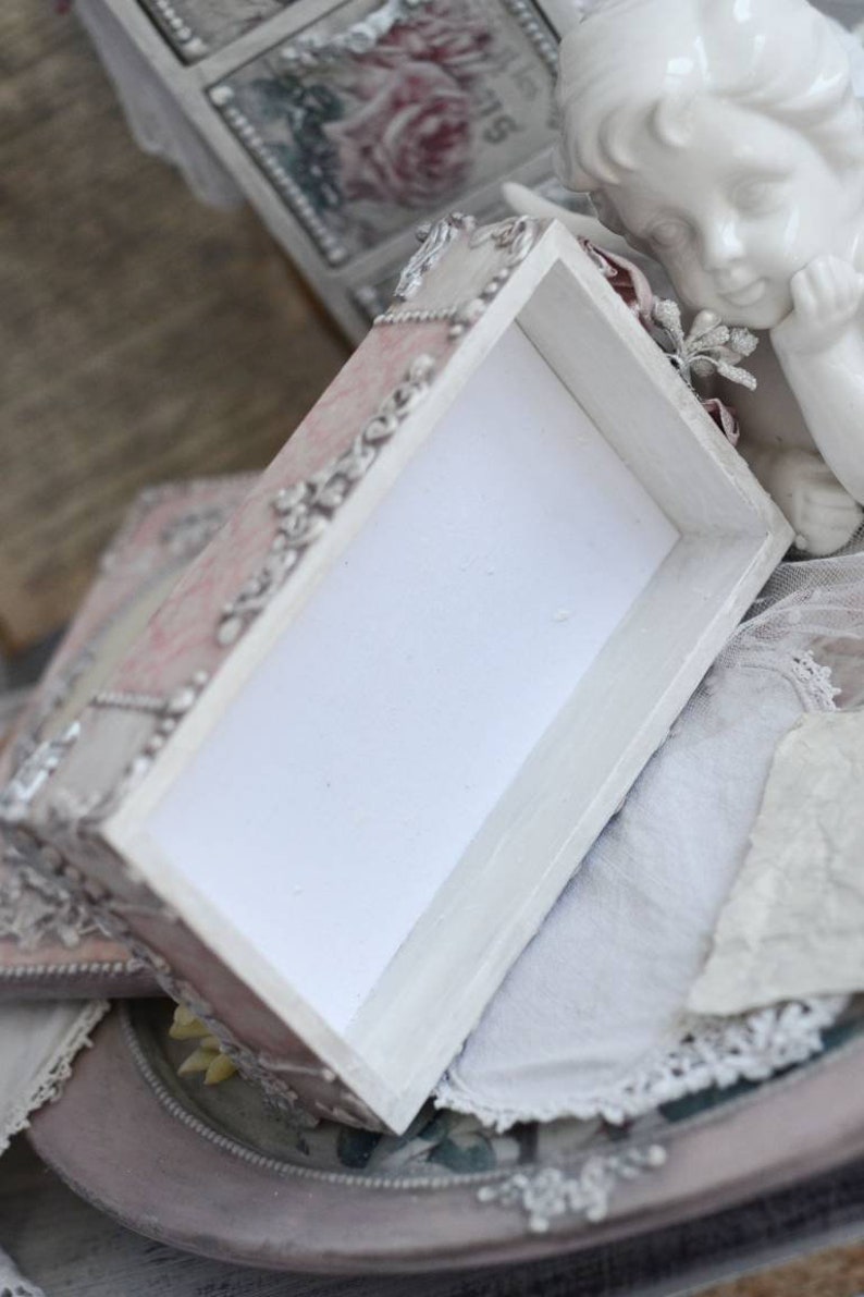 Shabby chic decoupage box Romantic decoupage box with roses shabby chic decor decoupage box vintage box jewellery box with roses