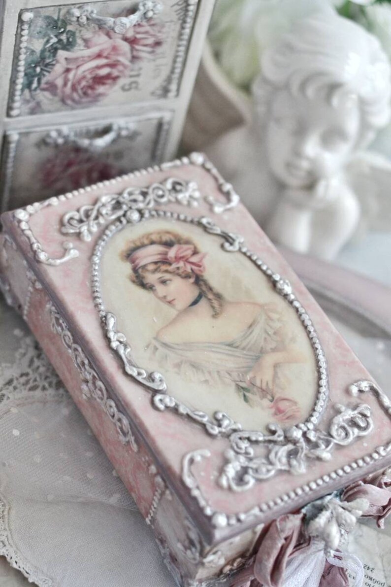 Shabby chic decoupage box Romantic decoupage box with roses shabby chic decor decoupage box vintage box jewellery box with roses