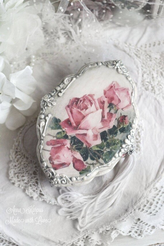 Shabby chic decoupage box Romantic decoupage box with roses shabby chic decor decoupage box vintage box jewellery box with roses