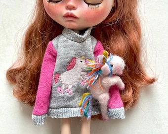 Blythe sweater unicorn and toy outfit