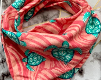 Pañuelo/bufanda para mascotas de algodón de franela coralina con tortugas verde azulado