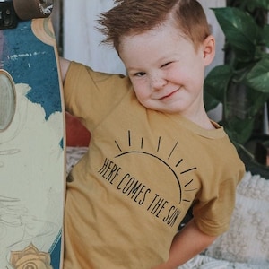 Here Comes the Sun Kids Tee, Sunshine Shirt for Kids, Gift for Nature Kid, Sun Tshirt for Kids, Outdoor Kids Tee, Outdoorsy Shirt for Kids