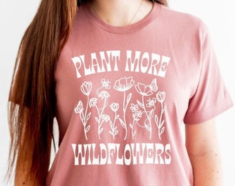 Wildflower Shirt, Shirt for Gardeners, Pollinator Tshirt, Plant Wildflowers Tee, Gift for Flower Lover, Flower Shirt for Women, Bee Tee