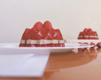 Raspberry Tart Cake Soap - Fruit Cake Tart Soap - Berry Chocolate Soap - Handmade Soap - Dessert Soap - Holiday Gift - Christmas Soap