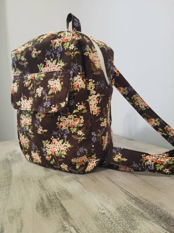 Mini Floral Embroidered Backpack – Lil Bit of Mexico Boutique