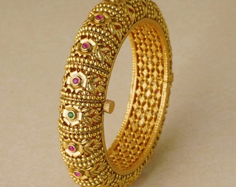 Indian Wedding Bangles, Gold Bangle Set, Brass Bangles, Gold Jewelry Pakistani Bangles by Smarsjewerly