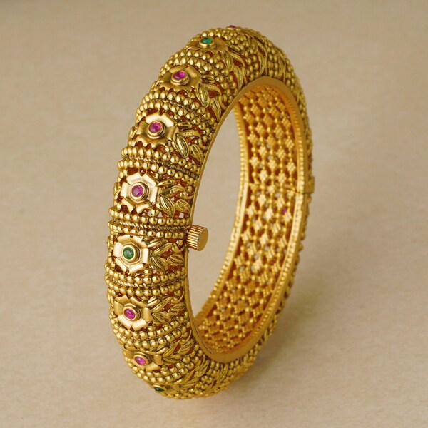Indian Wedding Bangles, Gold Bangle Set, Brass Bangles, Gold Jewelry Pakistani Bangles by Smarsjewerly