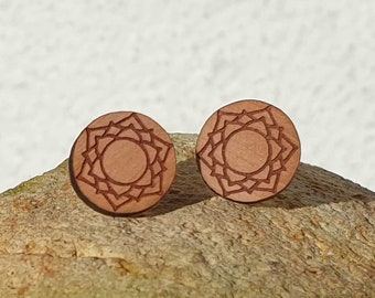 Ohrstecker Birne - Kronen Chakra -12mm Edelstahl mit Echtholz  - handgemacht - Holzohrstecker für Sie und Ihn - Geschenk - Gesundheit