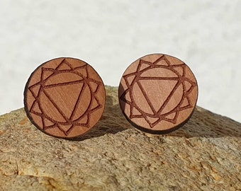 Ohrstecker Birne Solarplexus Chakra 12mm Edelstahl mit Echtholz Eiche - handgemacht - Holzohrstecker für Sie und Ihn - Geschenk - Gesundheit