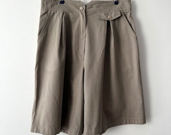 Vintage Women's Shorts Bermuda Shorts Green- grey Knee Shorts Safari Shorts XL Size Comfortable Shorts High-Waisted Shorts Cropped Pants