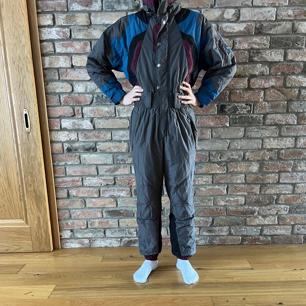 Vintage 90s Mens ski suit SKISS winter sport jumpsuit One Piece Ski Suit Retro Snowsuit Hipster Winter Wear Size Medium Snowboarding suit