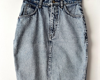 Vintage 90s Washed Out Denim Knee Skirt Acid Wash High Waist Pencil Denim Skirt Size Large Grunge retro jeans skirt