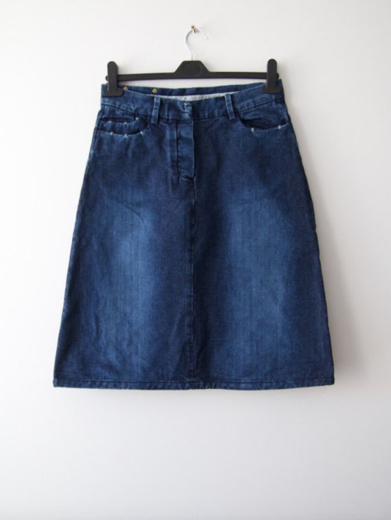 denim skirt dark