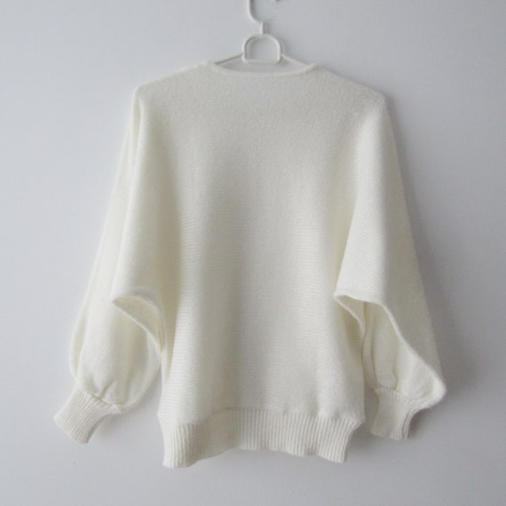 Vintage Ivory White Knitted Sweater Embroidered F… - image 5