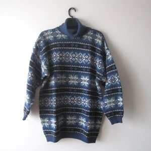 Vintage Unisex Winter Holidays Sweater Ugly Party Turtleneck Jumper Knit Snowflake Pullover Blue Retro Sweater Christmas Jumper Size M/L