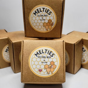 MELTIES  25 gr-NATURAL color ,Wax for needle felting ,wax with my own mixture of natural gums,mineral oils and raw ,organic beeswax