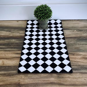 Black and White Diamond Table Runner Harlequin Check Runner Centerpiece Dining Table Linens Retro Vintage Mad Hatter Tea Party Home Decor