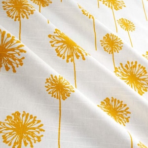 Yellow Dandelion Table Square Overlay Floral Small Tablecloth Classic Vintage Topper Linens Sunny Spring Kitchen Dining Room Home Decor