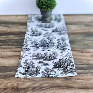 Black Toile Table Runner Black and White Colonial de Jouy Centerpiece Traditional French Linens Vintage Antique Home Decor Dresser Scarf
