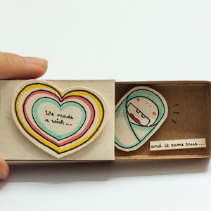 Tarjeta de bebé anuncio "Hicimos un deseo - Y se hizo realidad" Matchbox / Caja de regalo / Cuadro de mensaje / OT050
