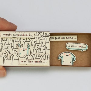 Boîte d’allumettes de carte mignonne « Tu me manques » / Cadeau interurbain unique / Carte manquante / Cadeaux LDR / « Peut-être entouré d’un million de personnes » / OT068