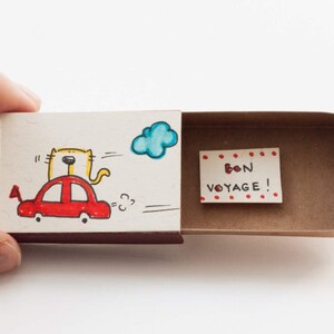 Leuke leuke aanmoedigingskaart "Bon Voyage" Luciferdoosje / Geschenkdoos / Berichtendoos / OT063