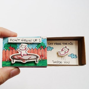 Witty Encouragement Card Matchbox - Cute Rabbit Greeting Card - Gift box - "Don't grow up" - "Libera il bambino dentro di te" - OT113