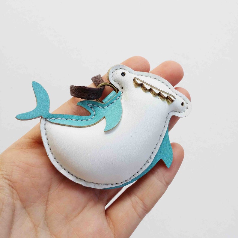 Baby Shark Stuffed Toy Leather Animal Keychain Gift for Family Shark Family Luggage Tag Personalized Charms Unique Custom Bag Charm