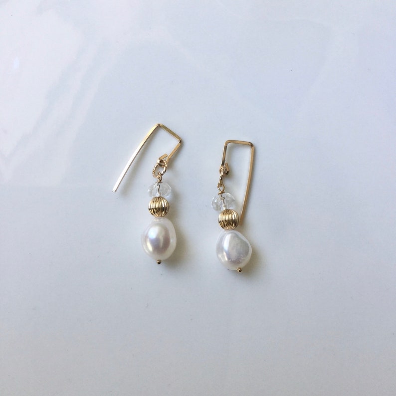 Drop Chunky Fresh-water Pearl Crystal Gold Earrings,Real Natural 10mm White Pearl,Wedding Bridesmaids Dangle Gold,June Birth Stone Gift