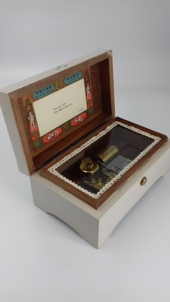 reuge music box